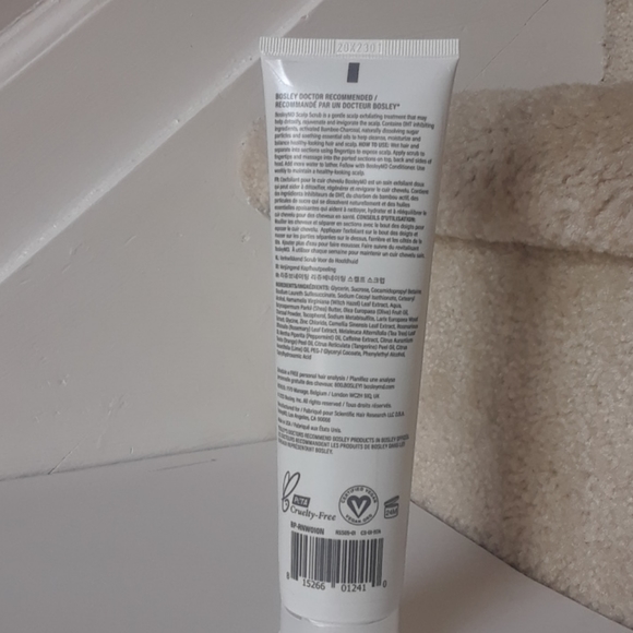 Bosley Rejuvenating Scalp Scrub- 5.1oz - Picture 4 of 6